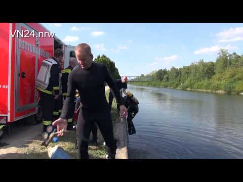 02.08.2018 - VN24 - Taucher der Feuerwehr suchen nach Person im DEK