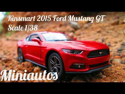 Металлическая машинка Kinsmart 1:38 «2015 Ford Mustang GT с принтом» KT5386DF инерционная / Красный