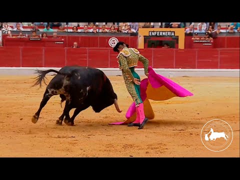 Borja Jiménez, primer toro, Feria de San Lucas, Jaén 12-10-2025, CanalSur Más