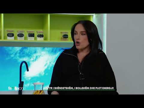 A duhet të konsumoni shumë ujë në syfyr? - Përgjigjet nutricionistja! 