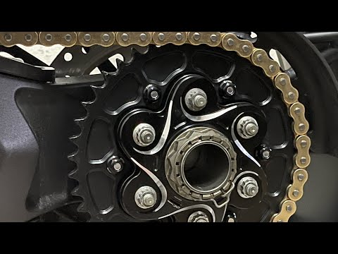 Ducati Diavel Sprockets Removal + CNC Racing Sprocket SET and Chain Unbox and installation