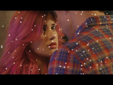 [clip] Lucia Gil en Yo Quisiera S02E01 ~ S02E05