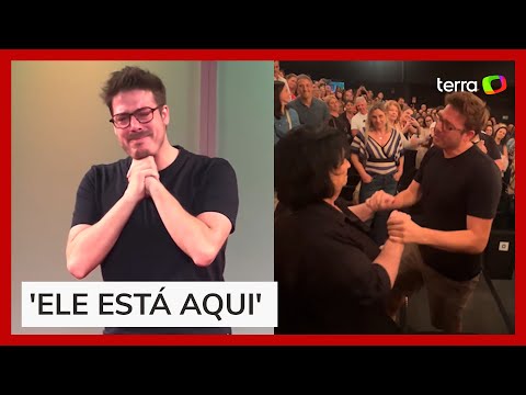 Fabio Porchat cai no choro após ver mãe de Paulo Gustavo em sua peça