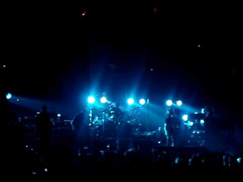 Pearl Jam - Release 5/17/2010 Boston, MA