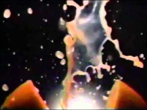 Ariel Pink featuring Jorge Elbrecht - Hang On to Life