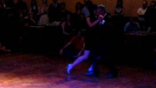 Raul Bravo y Gisele Avanzi en Salon Canning （La Noche de Raul Bravo en Salon Cannng）