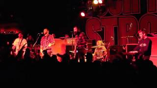 Four Year Strong - Bada Bing! Wit&#39; A Pipe! (LIVE HD)