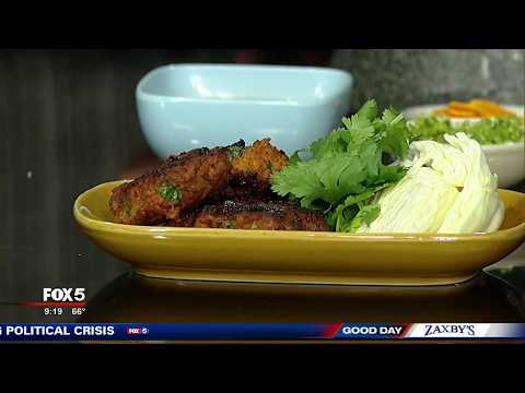 Chef Parnass makes Northern Thai sausage patties