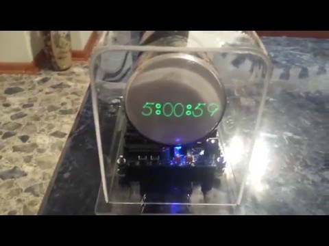 Analog Scope clock on DG7-12C CRT