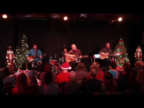 Flying To Freedom (Christmas Edition) - Joshua Creek