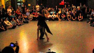 JAVIER RODRIGUEZ y NOELIA BARSI en Viva La Pepa! Milonga (2/4)