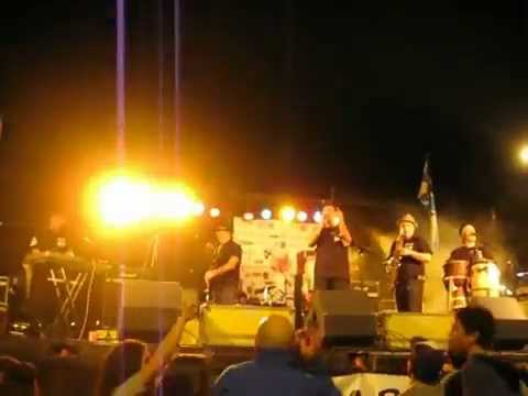 Skatoons Lanzarote 19 01 2013   Gangsters into Ska Gangnam Style live