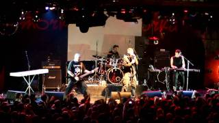 Diorama - Record Deal (live)