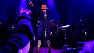 Erykah Badu - &quot;Penitentiary Philosophy&quot; &amp; &quot;Did&#39;nt cha know&quot; -  Live in Chicago - 3/29/2013.