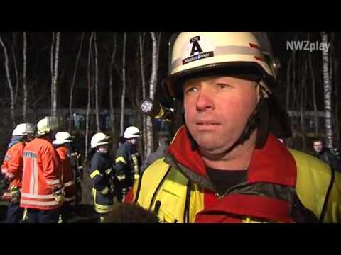 Sturmtief Mike: Bahn kollidiert mit Baum