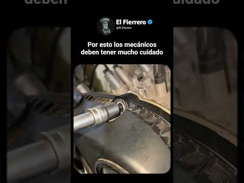 Los mecánicos deben tener cuidado al trabajar en motores ⚠️🔧