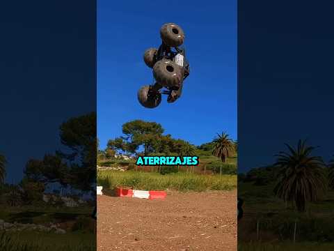 ¿De Dónde Sacan los Monster Trucks sus Neumáticos Gigantes? 😱🛞 #shorts