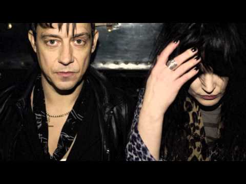 The Kills - Future Starts Slow
