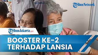 Antusias Lansia Ikuti Vaksinasi Covid-19 Booster Kedua di Puskesmas Kecamatan Kramat Jati