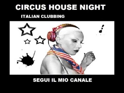 Giusy Consoli - Live @ Adrenaline - Folies de Pigalle - Puttanella Punk - 06 11 2005