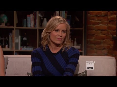 Kim Dickens devastated about leaving - Talking Dead Fear TWD Season 4 Mid-Season Finale