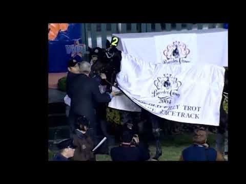 2004 Woodbine FLIRTIN MISS John Campbell Breeders Crown 2YO Fillies Trot Final