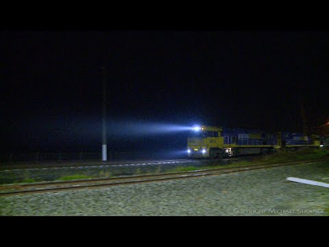4MP5 Container Train In Light Fog - PoathTV Australian Trains & Railways