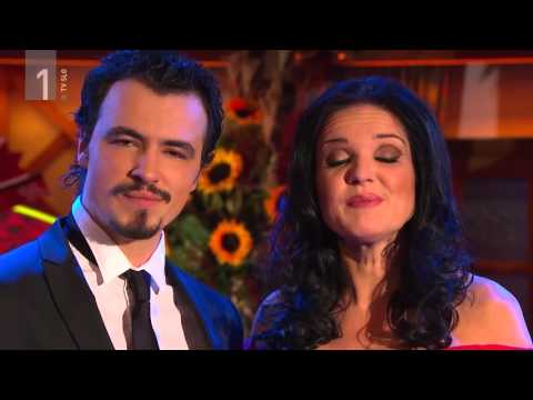 Ansambel Anžeta Šuštarja in Alenka Gotar - Še vedno si tu (Slovenski pozdrav, 23.10.2015)