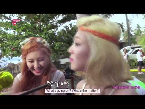 snsd hyoyeon make a joke with seohyun