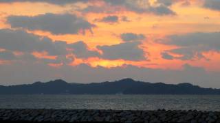 preview picture of video '瀬戸内の夕景（松山市北条地区、２０１２年１月２日）'
