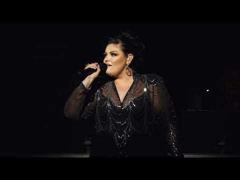 Afrikaans is Groot and Corlea