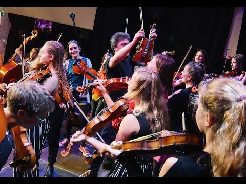 Godalkanje - Devojacka igra