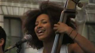 Esperanza Spalding &quot;I Adore You&quot; at J&amp;R&#39;s MusicFest 2008