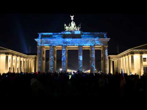 Brandenburger Tor - "City Life - City Lights" - FESTIVAL OF LIGHTS 2013