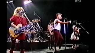 Skidmarks On My Heart (Live from Berlin, Germany 1982) - The Go-Go&#39;s  *German TV Broadcast*