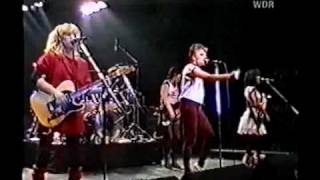 Skidmarks On My Heart (Live from Berlin, Germany 1982) - The Go-Go&#39;s  *German TV Broadcast*