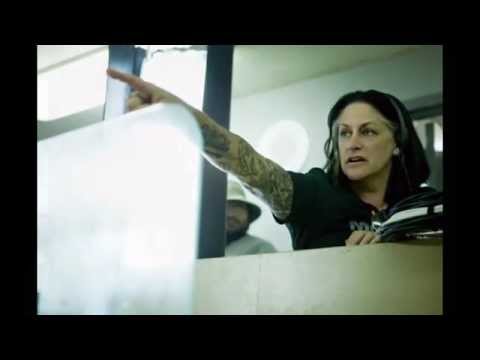 Kristen Stewart's Mom Didn't Mean To Sound Jealous Of Her Daughter