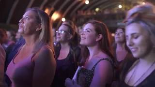 Pub Choir ft. Felix Riebl (The Cat Empire) - Steal The Light