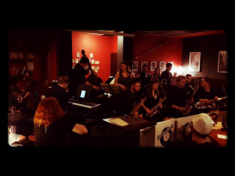 Swingless junior bigband v Good times bare