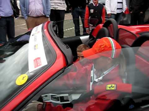 Tommy in de Ferrari F430 Spider