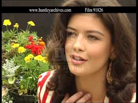 Catherine Zeta-Jones Speaks about 'Splitting Heirs' - Film 91826