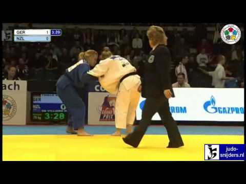 Kerstin Thiele (GER) - Moira de Villiers (NZL) [-70kg]
