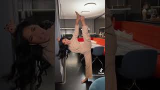 Nicole Scherzinger being fabulous.       #NicoleScherzinger