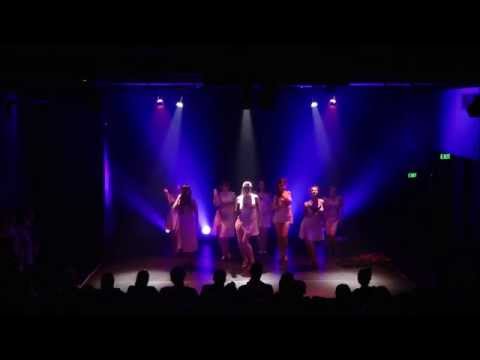 Neo Burlesque students perform West Coast- The Bombshell Burlesque Academy