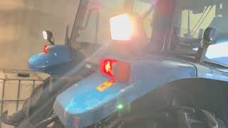 New Holland TS 100 traktor na kotačima | Slika 4 - Agroline