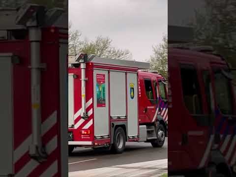 Vrijwillige Brandweer Franeker TS 02-4831 met spoed naar naar gaslek in Franeker #feuerhreinsatz