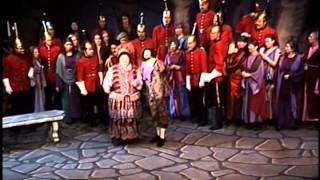 Grand Duke 2014 10, Now Julia come;