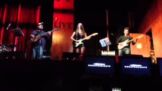 I love rock n&#39; roll - Cristina André (Joan Jett cover) @ Hookah Santa Rock n&#39; Smoke