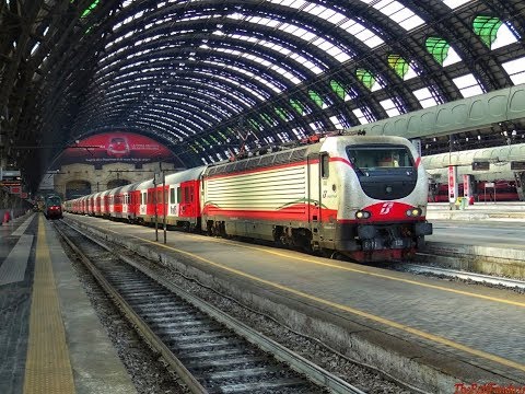 Treni la mattina nella stazione di Milano Centrale