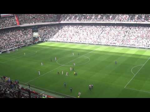 Ajax - Twente 3-1 (15 mei 2011) - De laatste minuten & eindsignaal